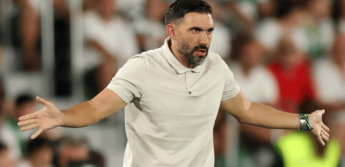 埃尔切主帅, 队在比赛末, 进攻深度