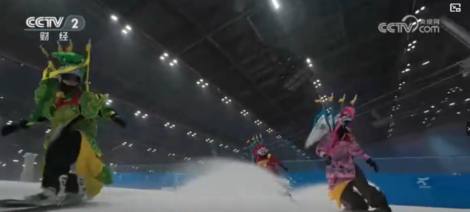 苏超, 景区串成避 苏超, 景区串成避